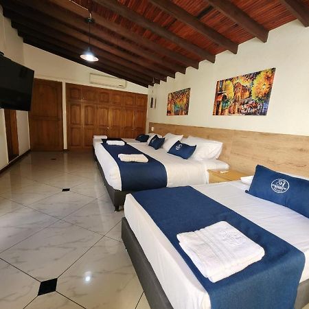 Hotel Boutique Deluxe Home Medellín Buitenkant foto