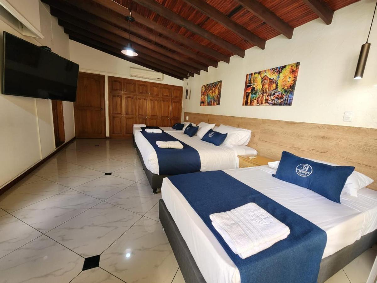 Hotel Boutique Deluxe Home Medellín Buitenkant foto