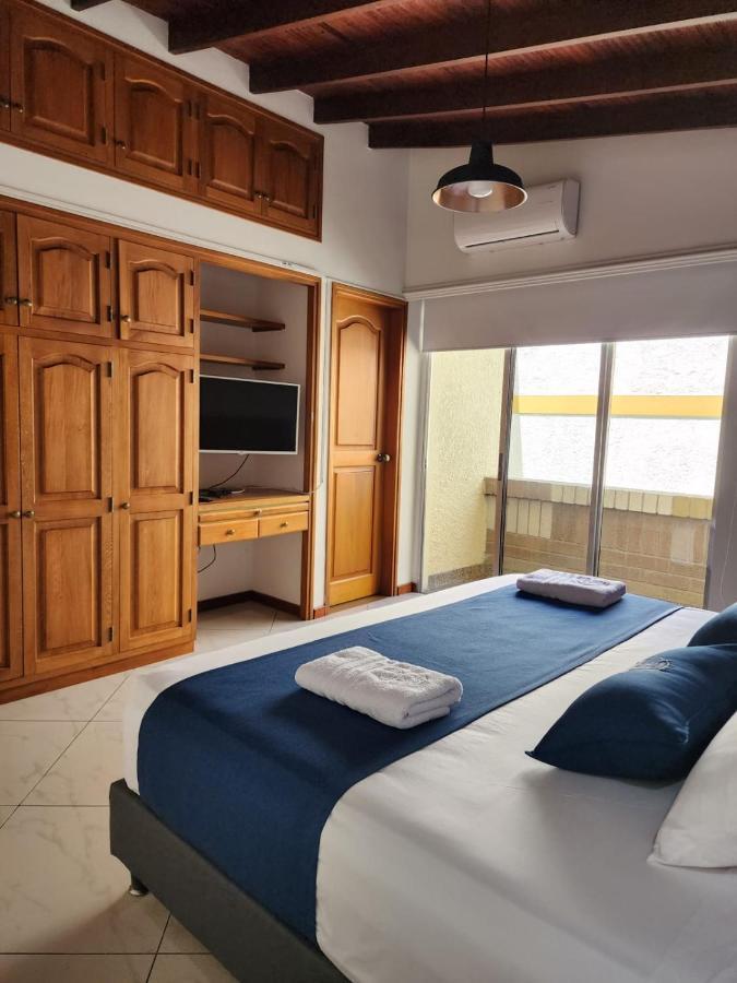 Hotel Boutique Deluxe Home Medellín Buitenkant foto